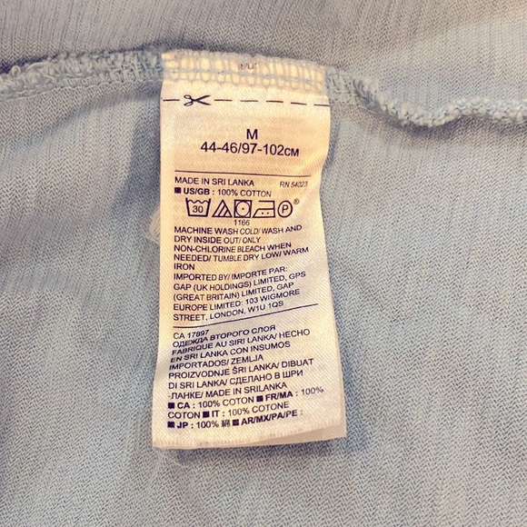 Banana Republic Luxury Touch Polo - Picture 6 of 6